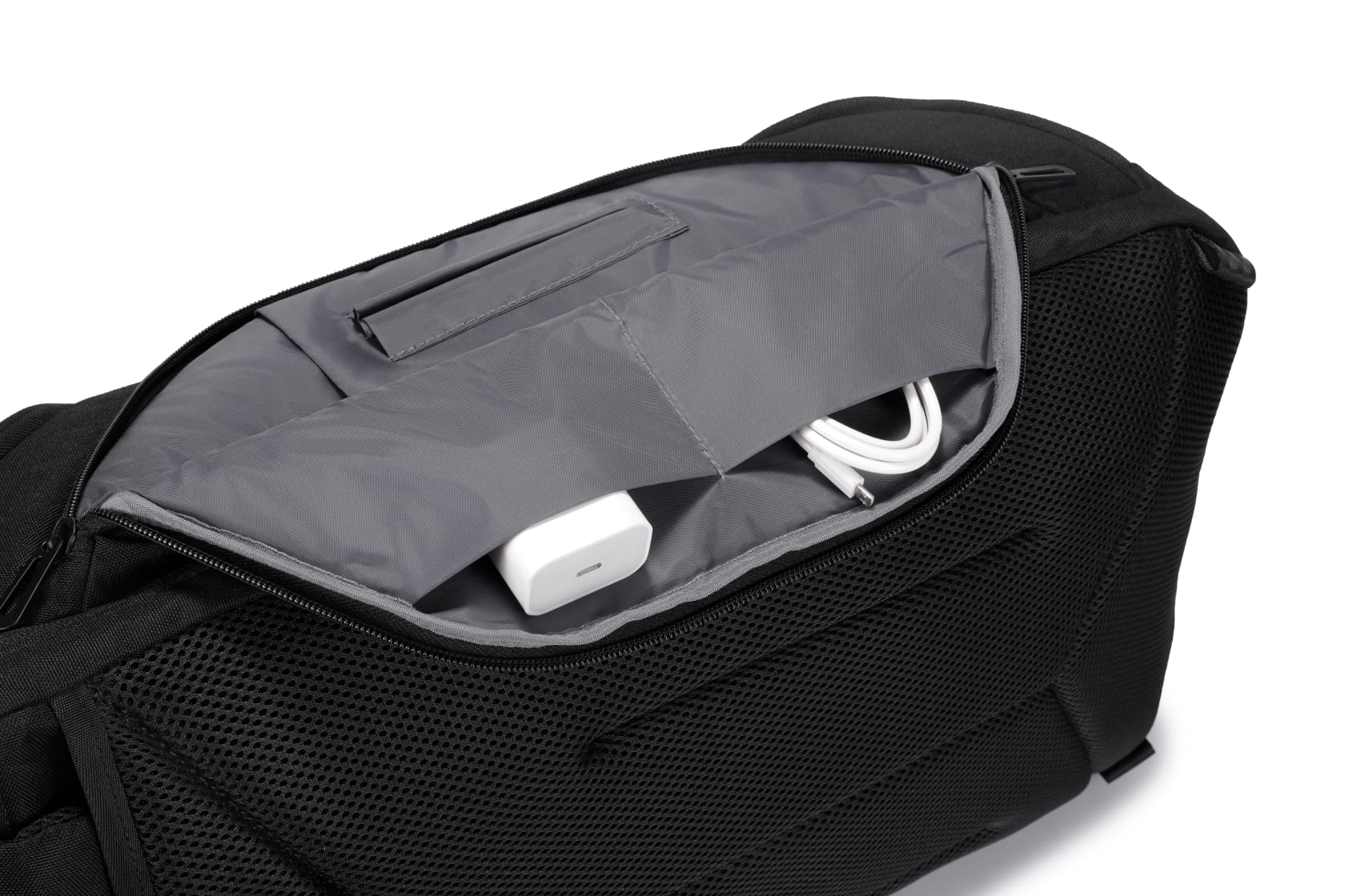 Aluma Forge Duffel – Tactical-Inspired Travel Bag with 15.6" Laptop Compartment & Recycled Fabric