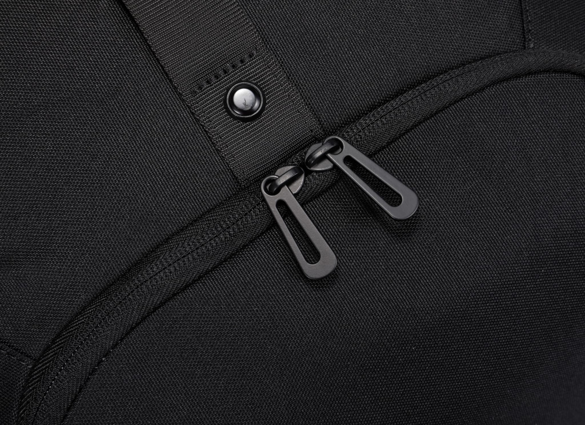 Aluma Forge Duffel – Tactical-Inspired Travel Bag with 15.6" Laptop Compartment & Recycled Fabric